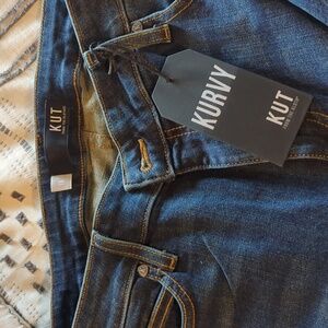 Kut from the Cloth Natalie Mid Rise Bootcut